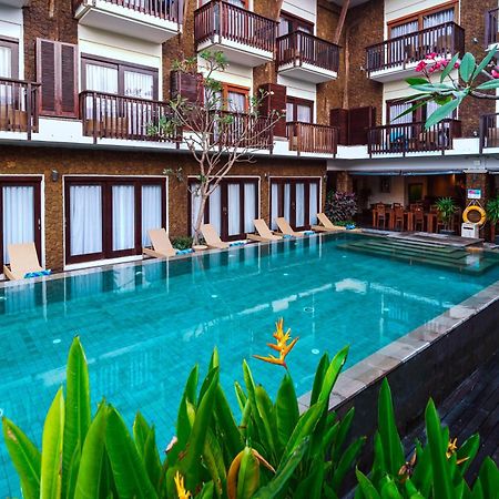 The Kirana Canggu Hotel Esterno foto