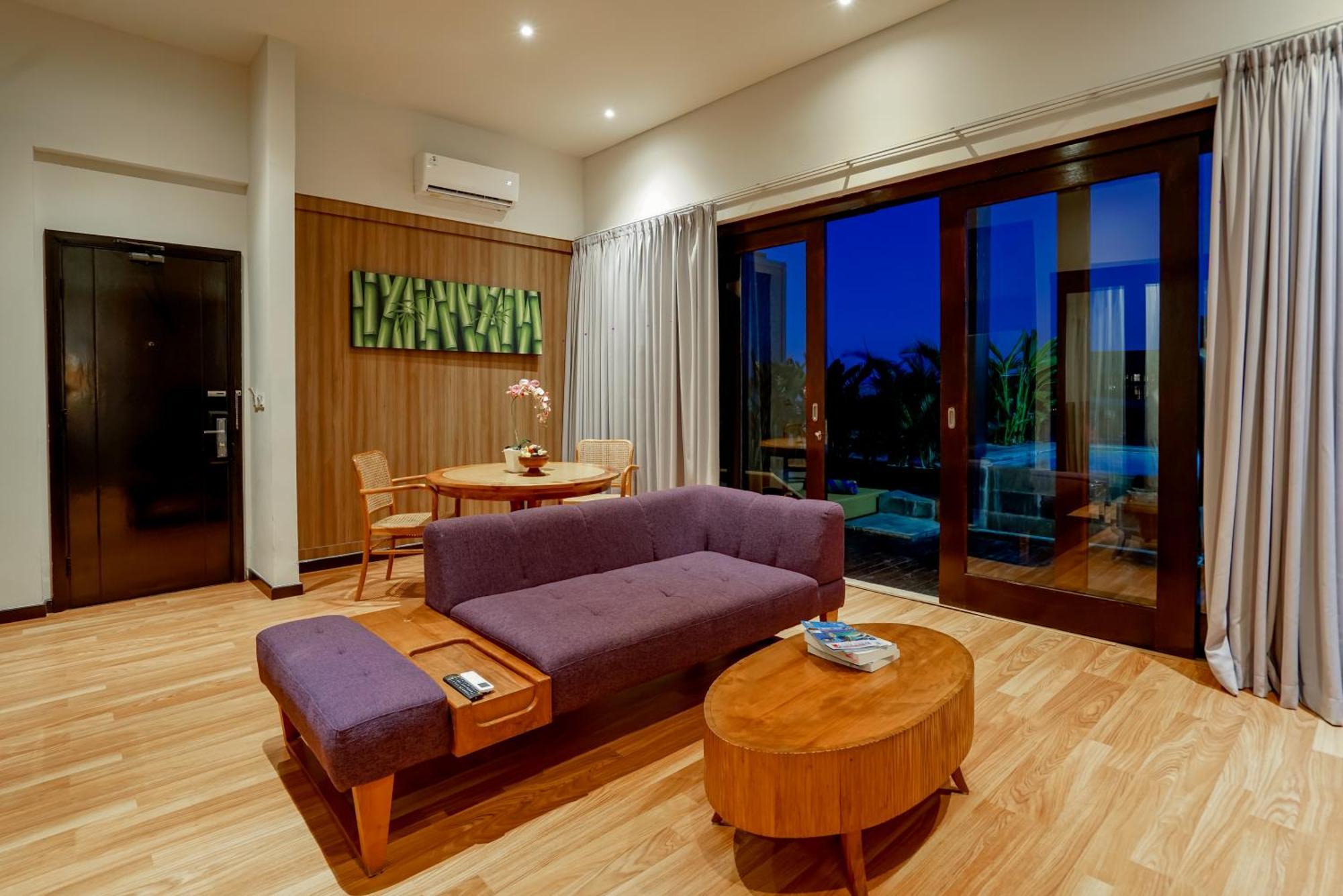 The Kirana Canggu Hotel Esterno foto