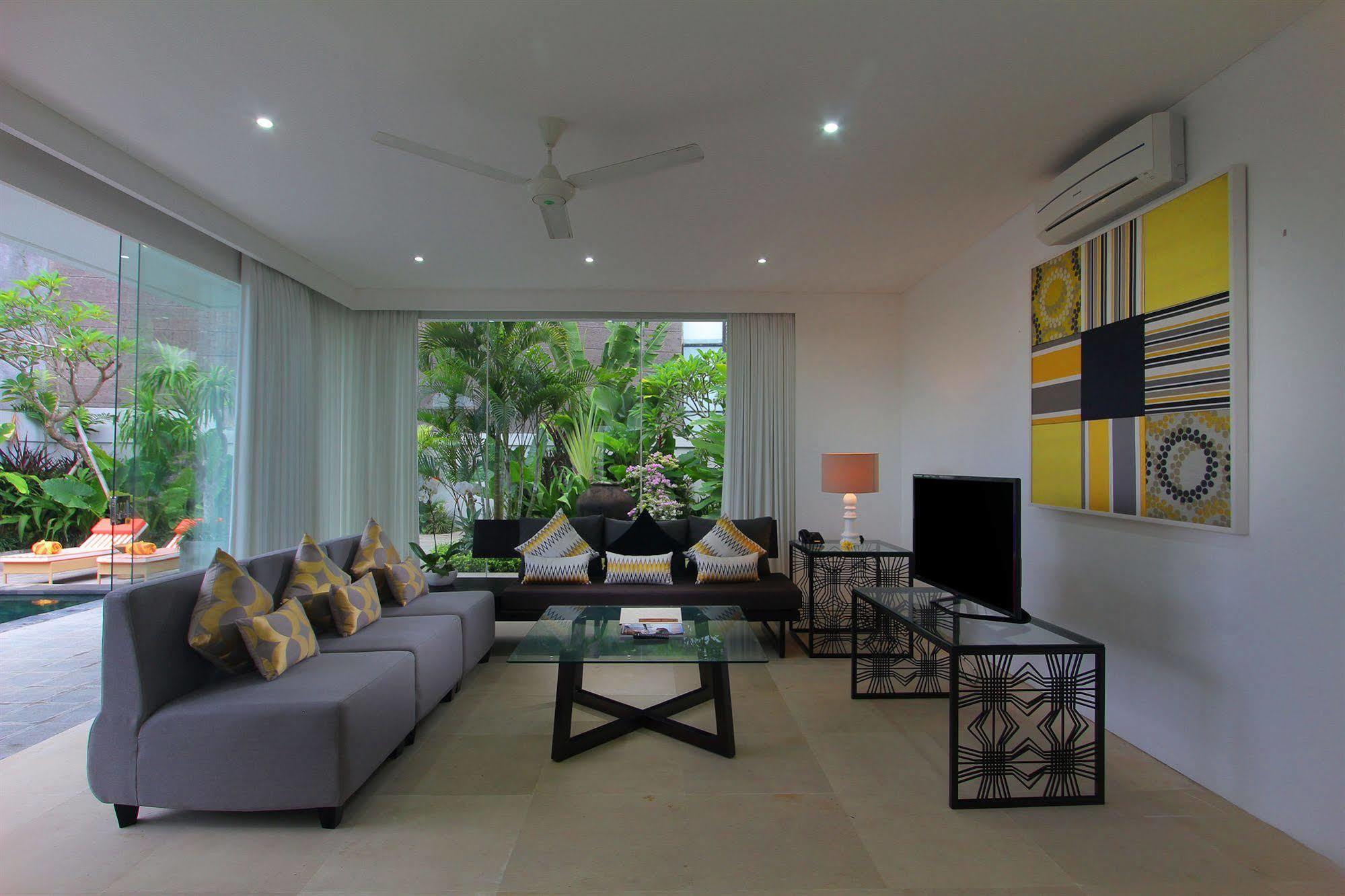 The Kirana Canggu Hotel Esterno foto